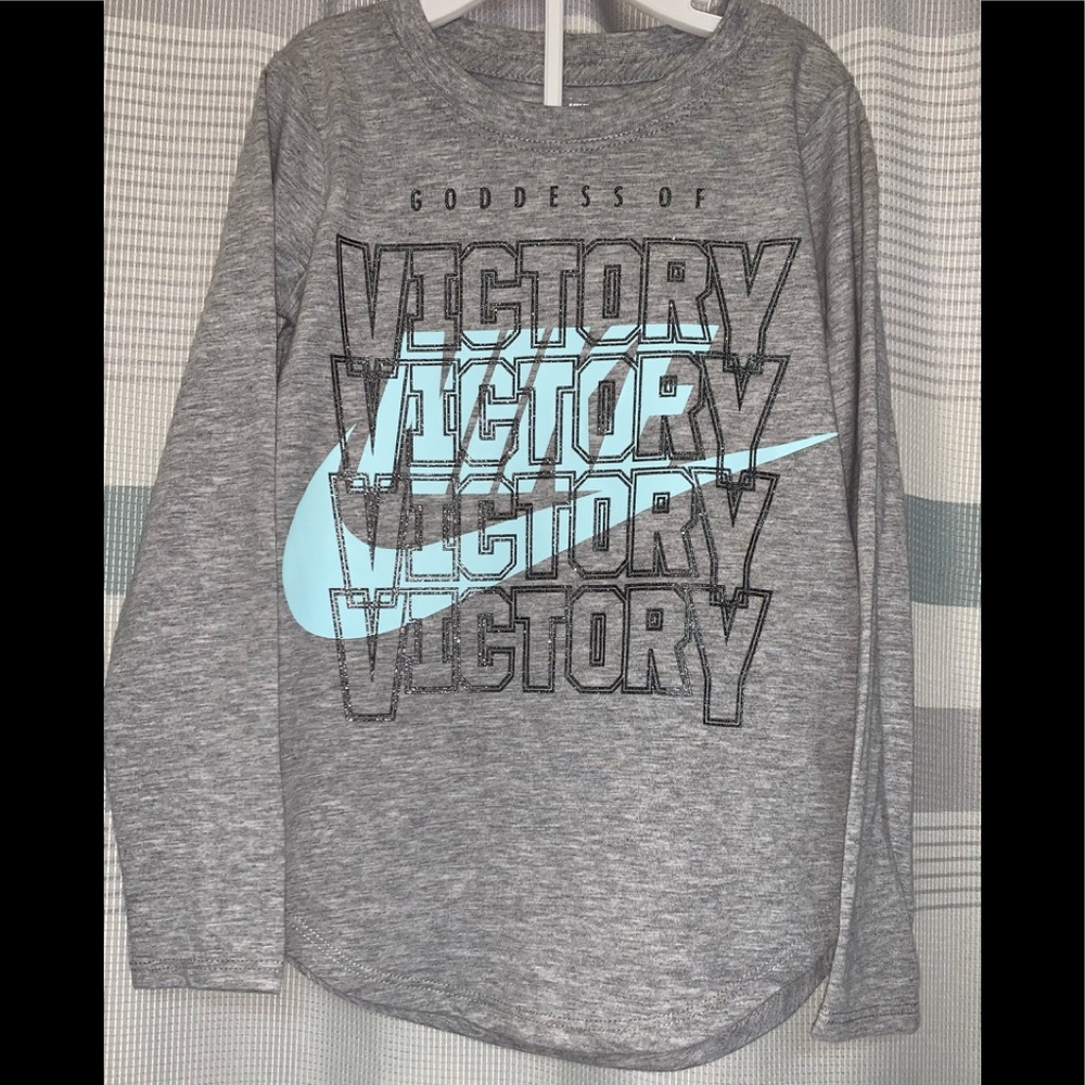 Nike Kids GODDESS OF VICTORY Long Sleeve Shirt